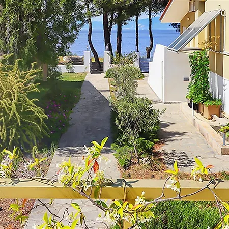 Helios Seafront Rachoni - 3 Bedrooms 7 Guests Skala Rachoni (Thasos)