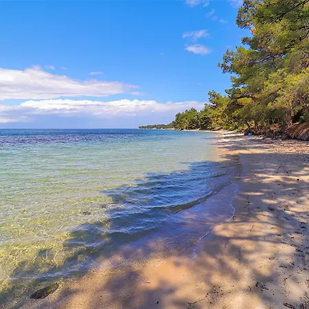 Helios Seafront Rachoni - 3 Bedrooms 7 Guests Villa *