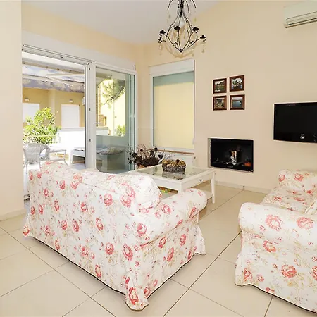 Helios Seafront Rachoni - 3 Bedrooms 7 Guests Villa *